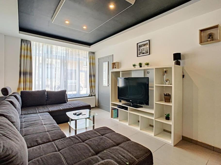 Vue Sur Meuse Avec Jacuzzi Et Sauna Exterieur. Yvoir Esterno foto
